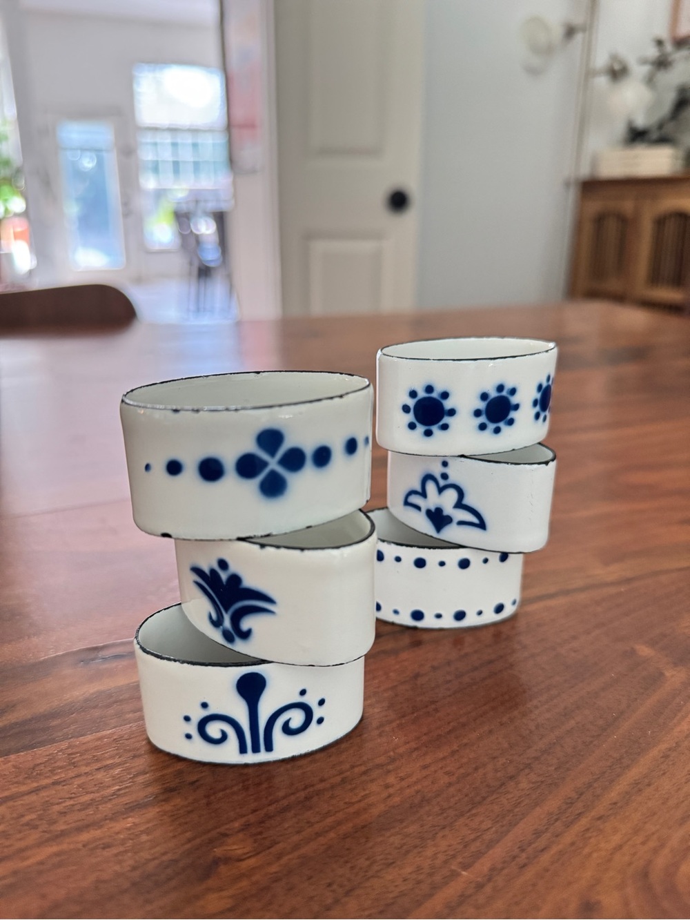 IKEA Heder Vintage Blue White Enamel Napkin Rings Katarina Brieditis (6) NOS - Picture 1 of 10